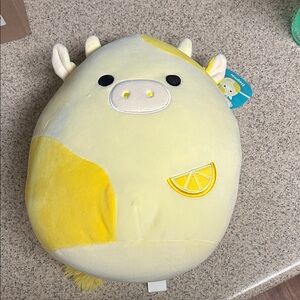 Squishmallows Dagmar Lemon Cow